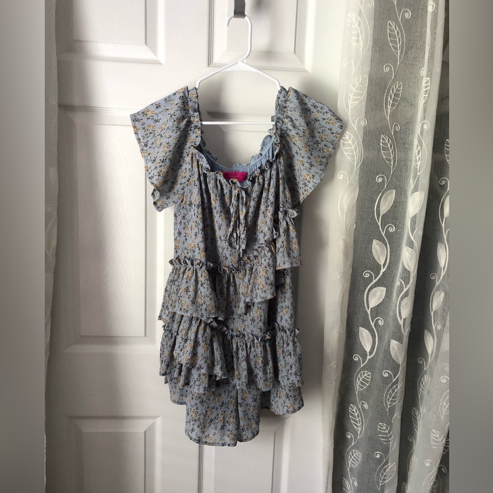 House of Chic women Romper ruffles floral boho babydoll off the shoulder size L
